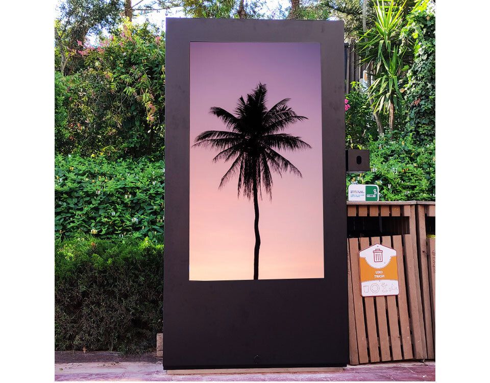 75" Outdoor, Single Side Freestanding Totem